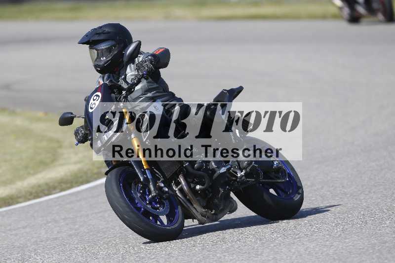 /01 02.04.2026 MAZ ADR/Gruppe gelb Gruppe gruen/69